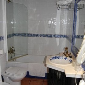 Hotel Real Villa de Berzocana - Badezimmer