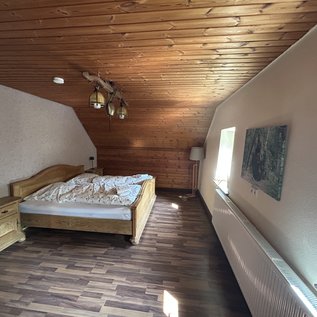 Gemütliches Doppelzimmer als Unterkunft beim Reiturlaub in der Rureifel