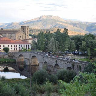 Reiter auf dem Gredos Mountains Trail