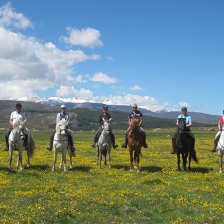 Gruppenbild vor den Gredos Mountains