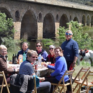 Picknick am Fluss